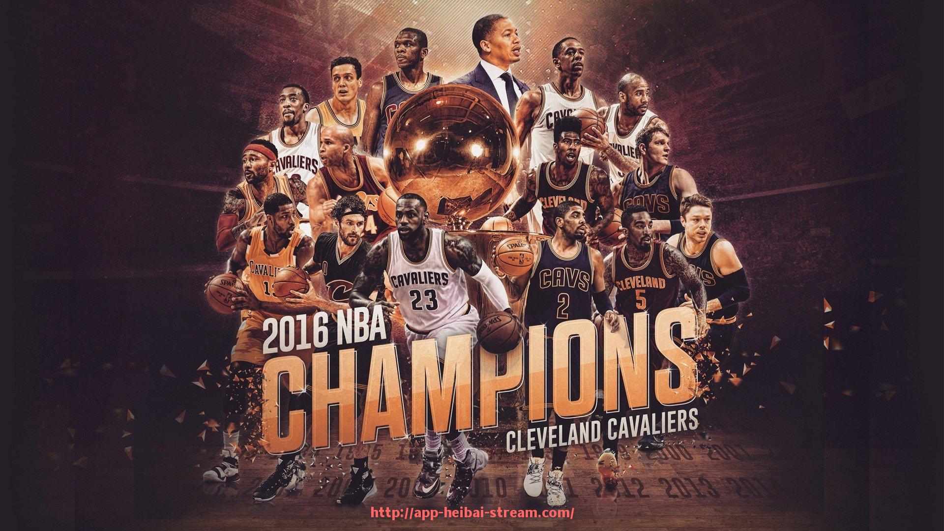 黑白体育直播-法甲球员状态起伏解析：连续高光与突然沉寂的背后逻辑